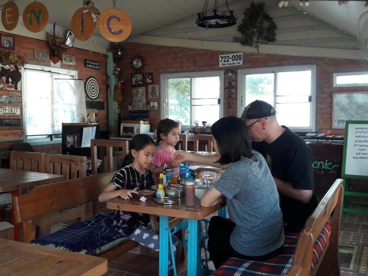 קמפהאנג פט Scenic Riverside Resort מראה חיצוני תמונה